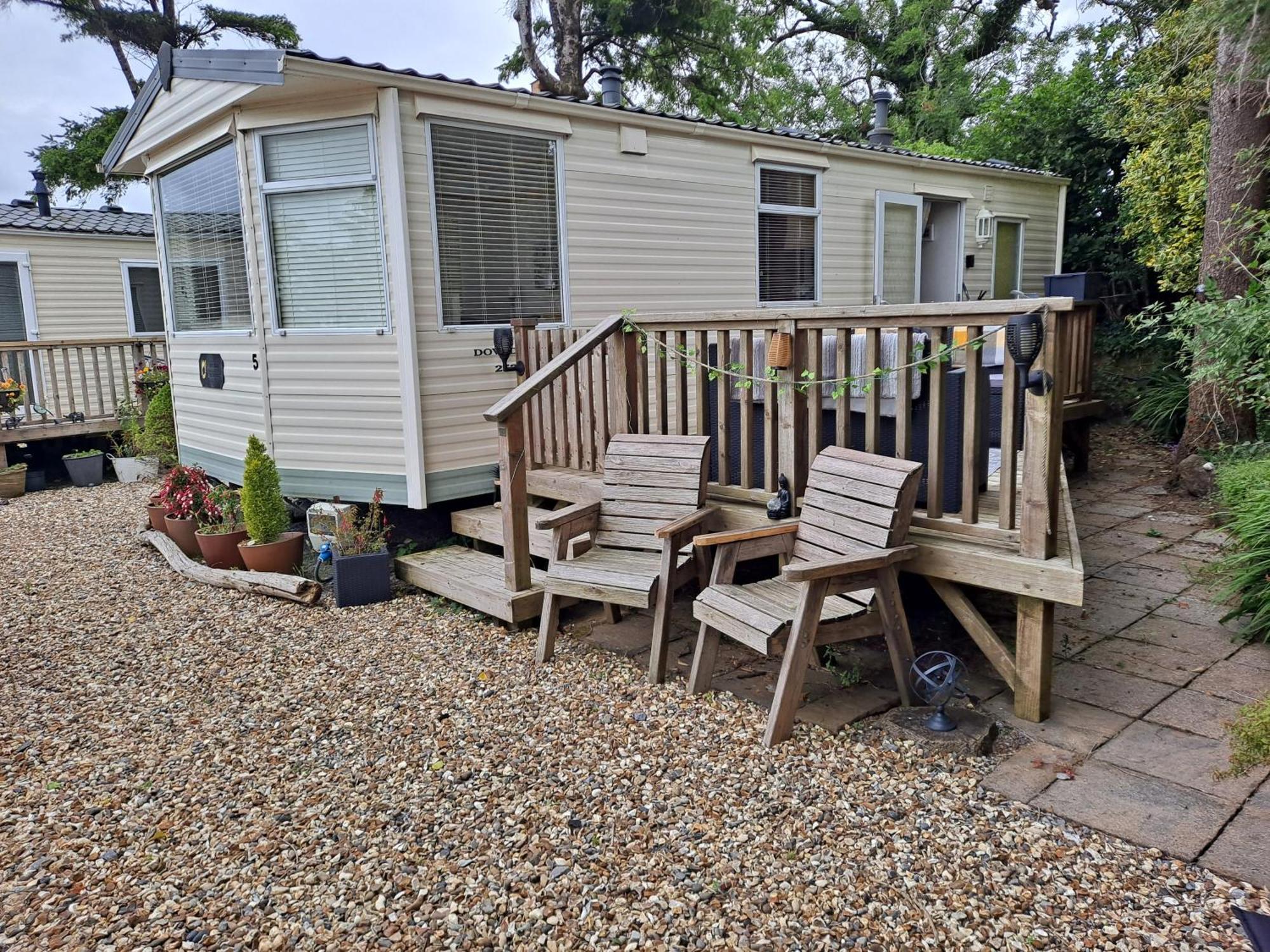 Amroth Bay Caravan * Llanteg